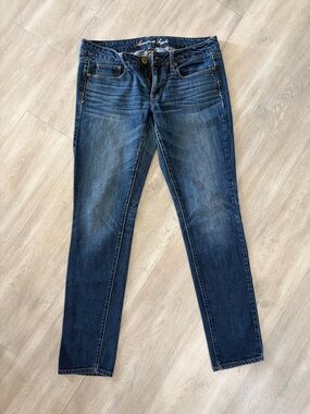 American Eagle Outfitters Women's Dark Blue Skinny Jeans